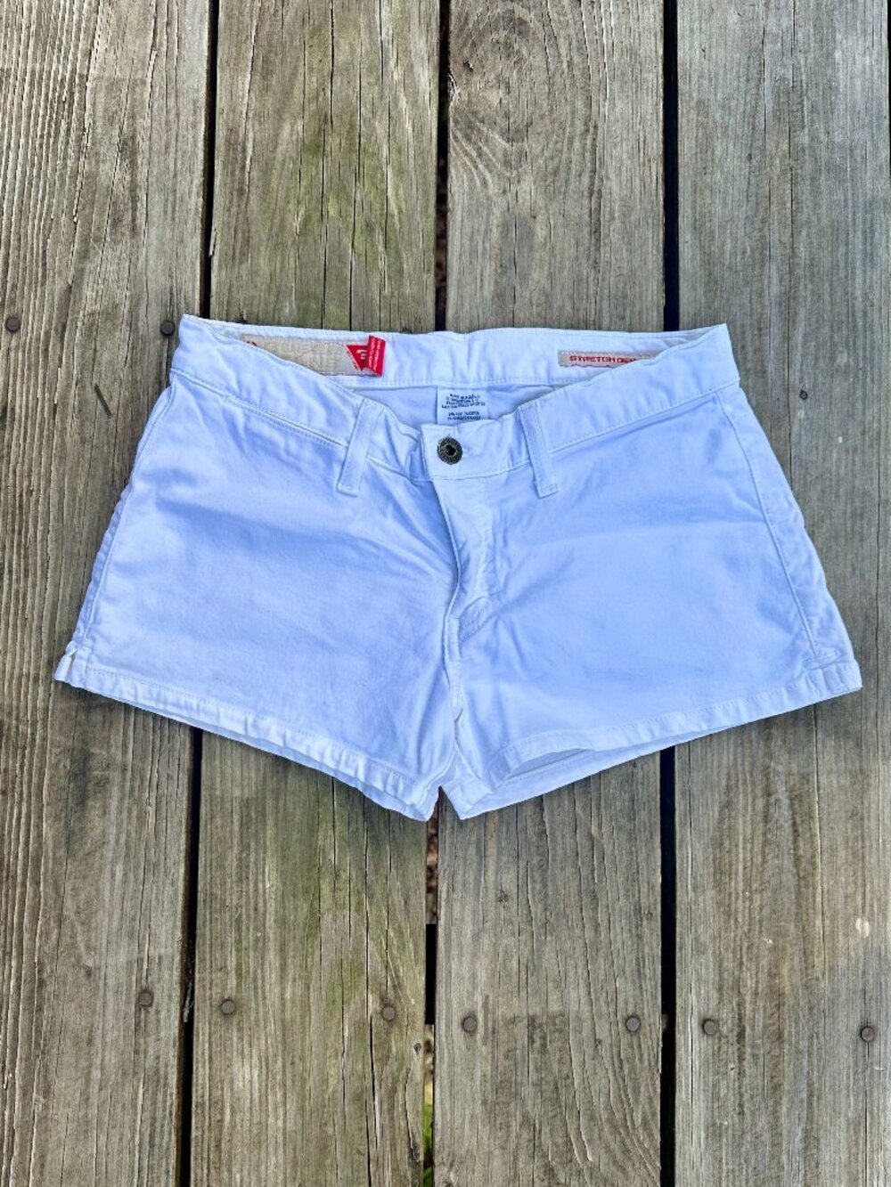 Retro Guess White Denim Jean Shorts - sz 27